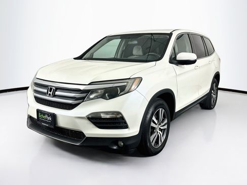 Used 2016 Honda Pilot EX image 3