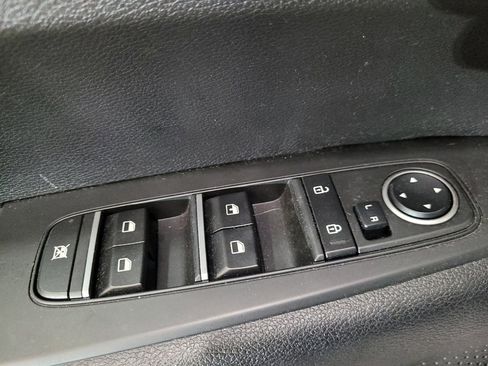 Used 2023 Kia Forte LXS w/ LXS Technology Package FWD image 27
