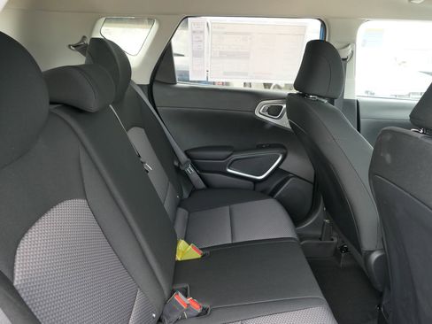 New 2025 Kia Soul S image 23