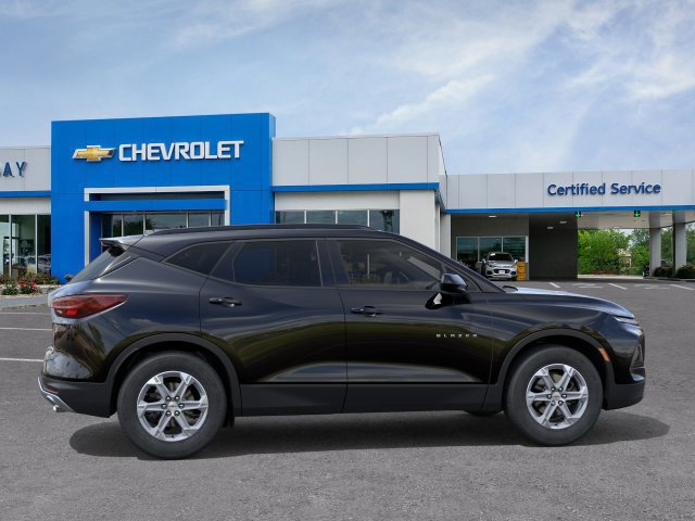 New 2026 Chevrolet Blazer LT w/ Convenience Package FWD image 5