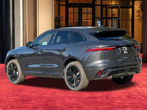 New 2026 Jaguar F-PACE R-Dynamic S image 4