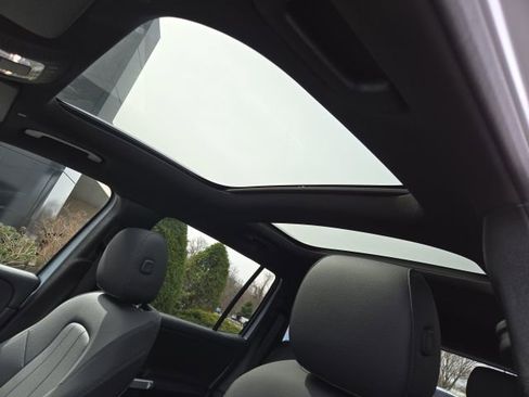 Certified 2025 Mercedes-Benz GLB 250 4MATIC image 5