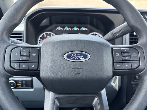 New 2025 Ford F450 XL w/ XL Chrome Package image 21