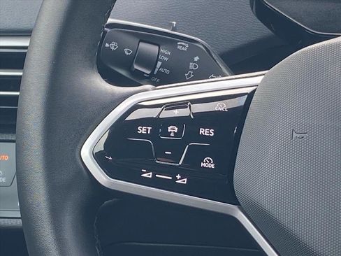 Used 2025 Volkswagen ID.4 Pro S image 7