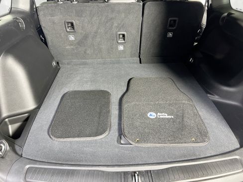 Used 2023 Jeep Grand Cherokee Altitude image 25