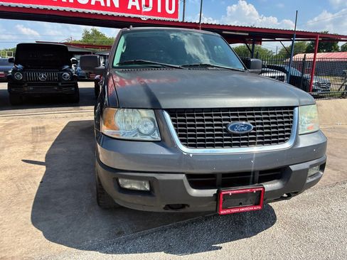 Used 2005 Ford Expedition XLT AWD/4WD image 9