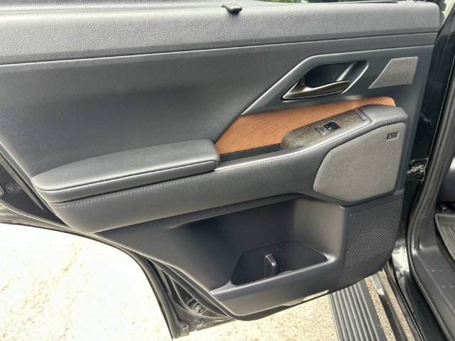 Used 2024 Lexus GX 550 w/ Accessory Package (Z1) AWD/4WD image 22