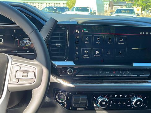 New 2026 GMC Sierra 2500 SLE w/ SLE Value Package; AWD/4WD image 19