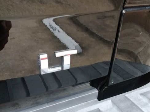 Used 2017 Chevrolet Silverado 1500 LT w/ All Star Edition image 27