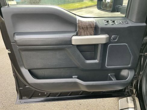 Used 2017 Ford F350 Lariat w/ Lariat Ultimate Package image 23