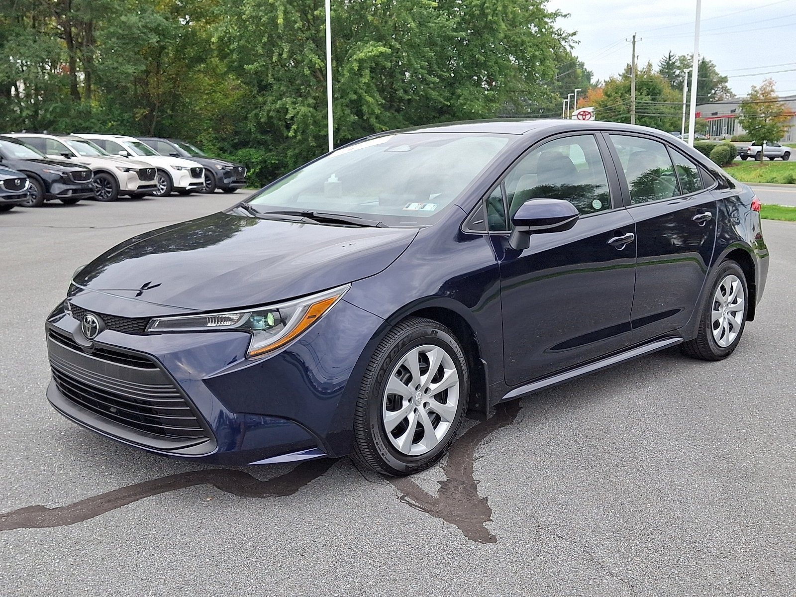Certified 2024 Toyota Corolla LE FWD image 3