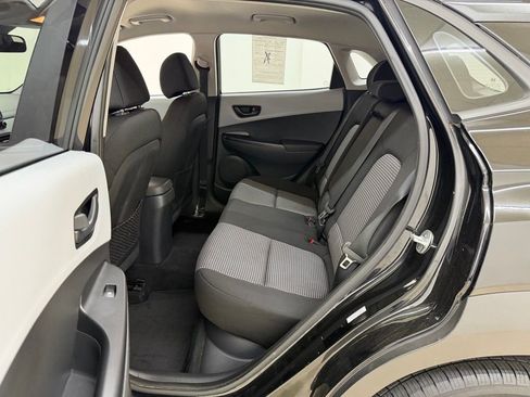 Used 2020 Hyundai Kona SE FWD image 15
