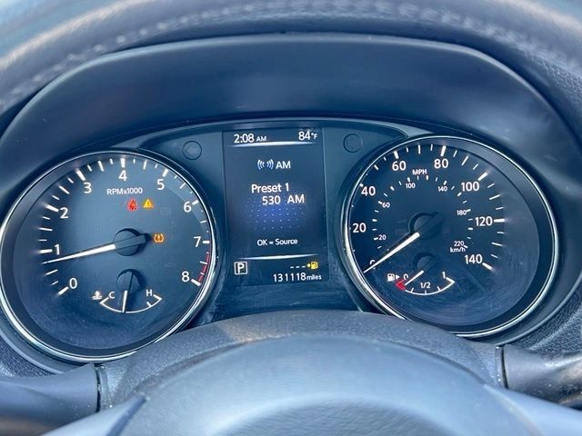 Used 2017 Nissan Rogue SV AWD/4WD image 27