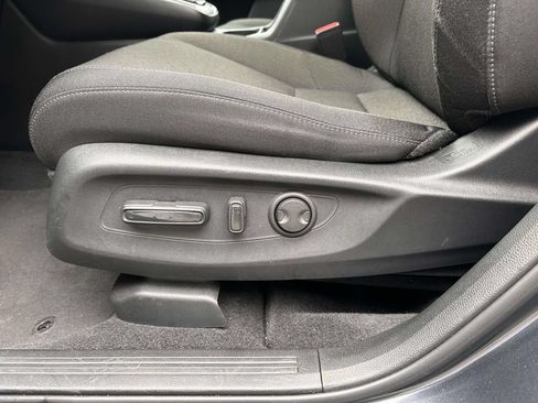 Used 2024 Honda CR-V EX image 10