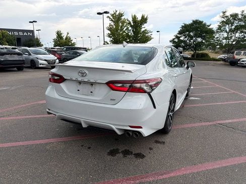 Used 2023 Toyota Camry SE FWD image 6