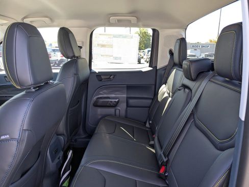 New 2025 Ford Maverick Lobo image 12