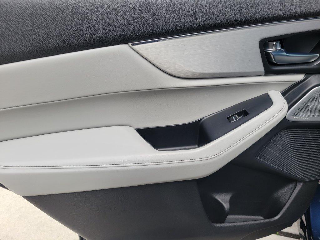 Used 2025 Acura MDX w/ Technology Package FWD image 14