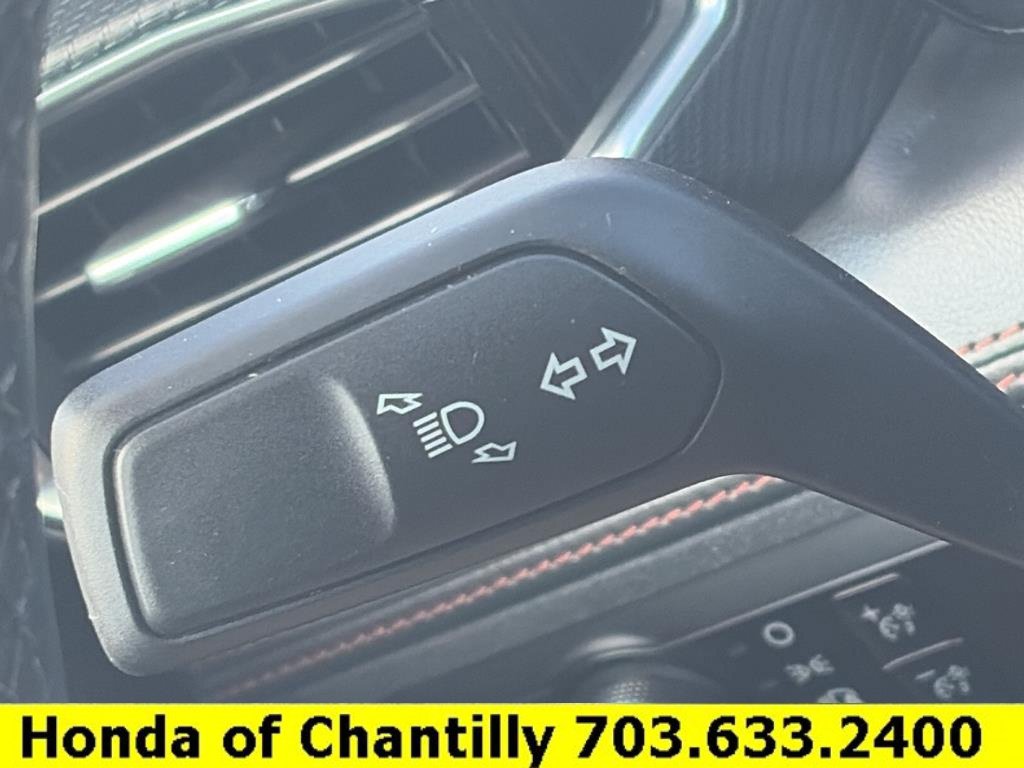 Used 2025 Ford Mustang Premium RWD image 10