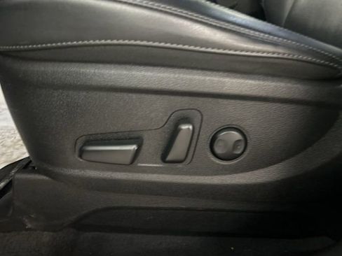Used 2025 Kia Telluride S AWD/4WD image 11