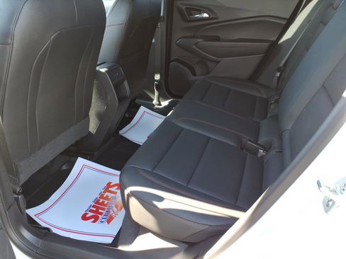 Used 2025 Chevrolet Trax RS w/ Driver Confidence Package image 14