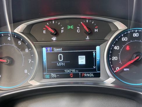 Used 2018 Chevrolet Equinox Premier AWD/4WD image 48