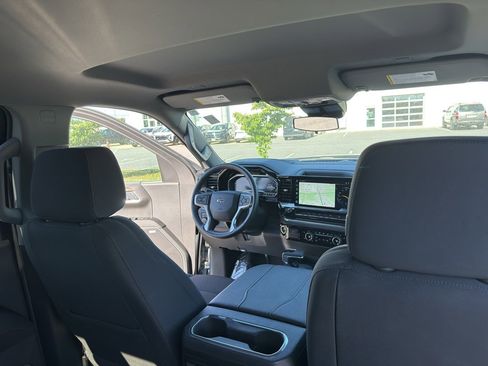 Used 2025 Chevrolet Silverado 1500 RST w/ Convenience Package II AWD/4WD image 24