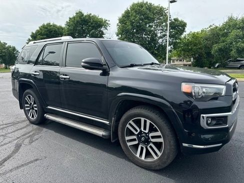 Used 2021 Toyota 4Runner Limited AWD/4WD image 8