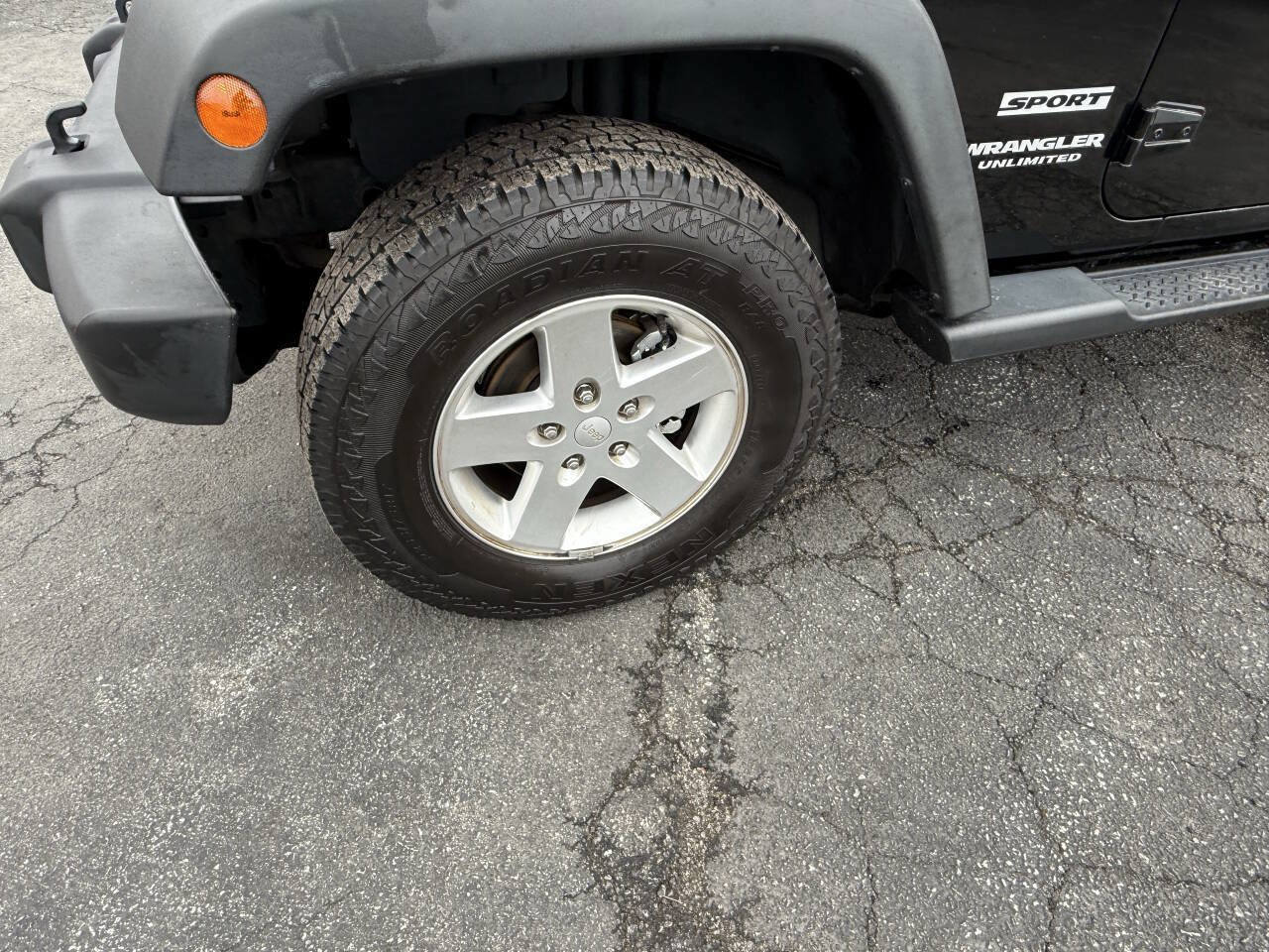 Used 2014 Jeep Wrangler Unlimited Sport w/ Quick Order Package 23S AWD/4WD image 9