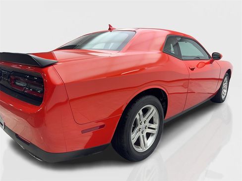 Used 2023 Dodge Challenger SXT w/ Plus Package image 13