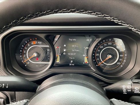 New 2026 Jeep Wrangler Unlimited Rubicon AWD/4WD image 11