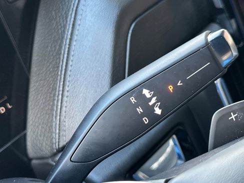 Used 2025 GMC Yukon Denali image 21