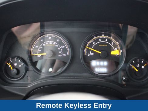 Used 2016 Jeep Patriot High Altitude AWD/4WD image 6