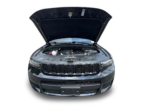 Used 2023 Jeep Grand Cherokee L Laredo image 22