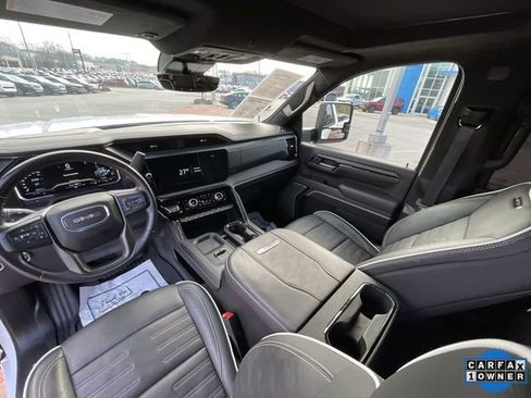 Used 2024 GMC Sierra 2500 AT4X image 14