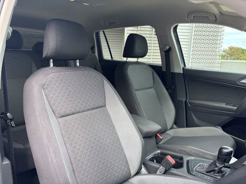 Used 2019 Volkswagen Tiguan S w/ Driver Assistance Package FWD image 16