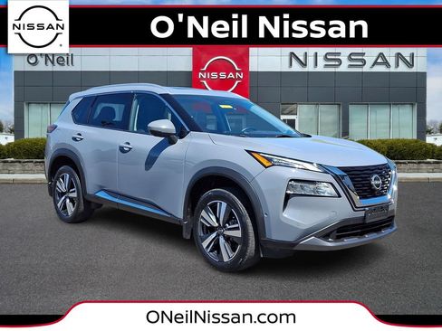 Certified 2023 Nissan Rogue SL w/ SL Premium Package AWD/4WD image 1