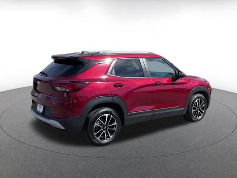 Used 2025 Chevrolet TrailBlazer LT image 14