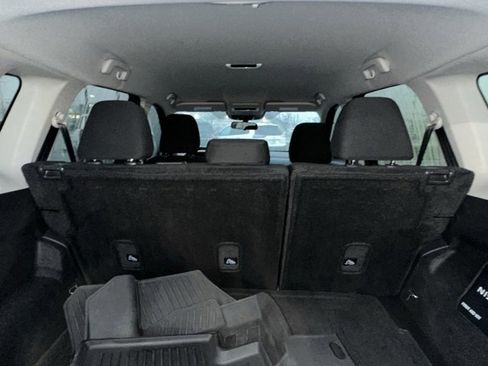 Certified 2023 Nissan Rogue S image 18