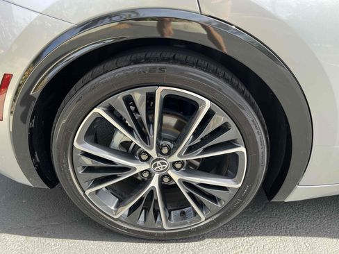 Used 2024 Toyota Prius XLE image 78