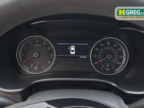 Used 2022 Kia Forte LXS w/ LXS Technology Package FWD image 14