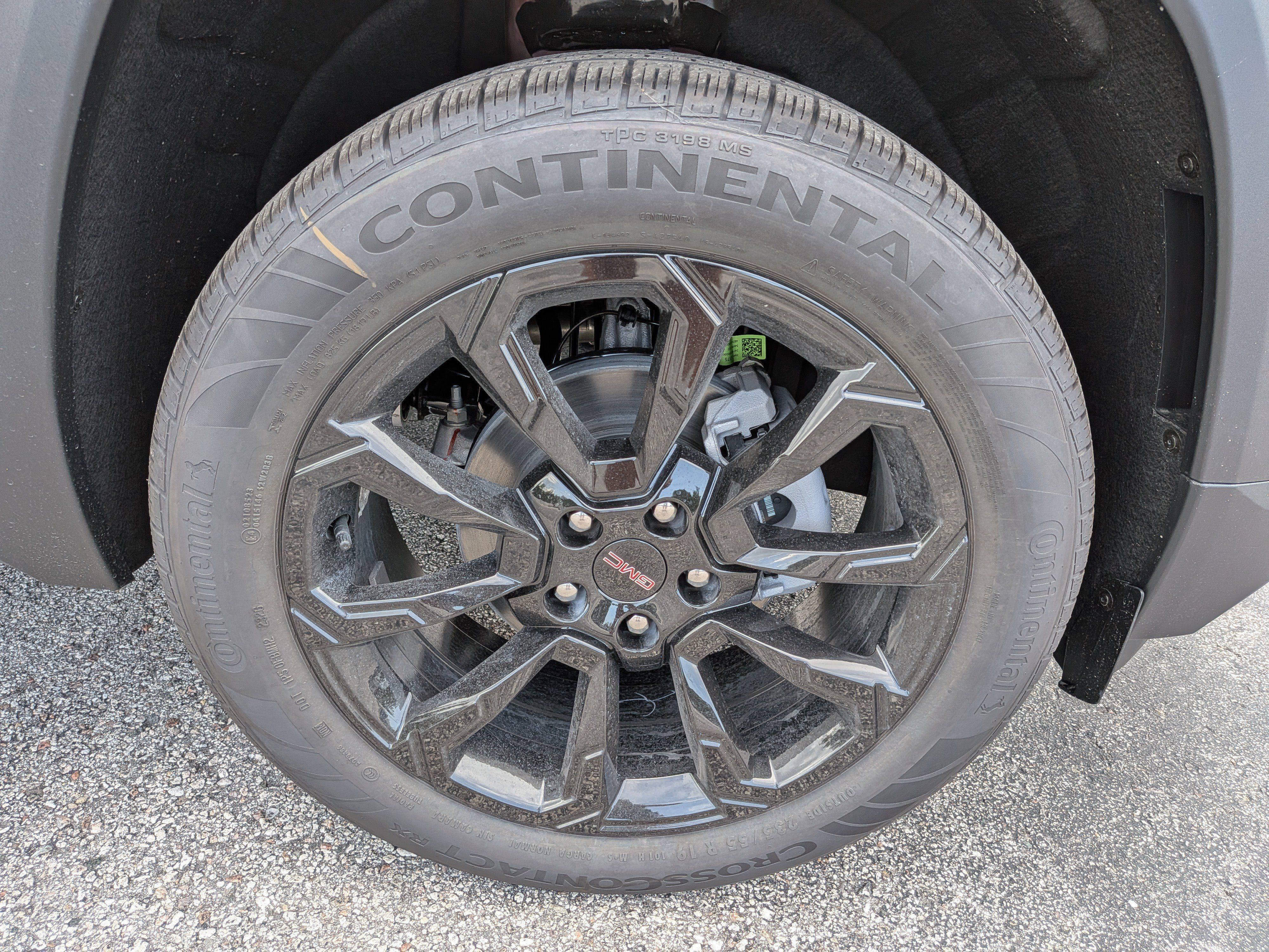 New 2027 GMC Terrain Elevation w/ Elevation Premium Package FWD image 12