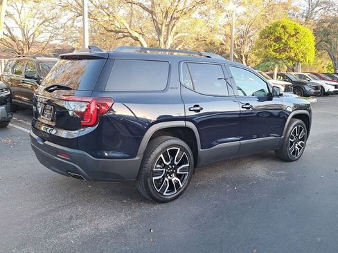 Used 2021 GMC Acadia SLT w/ Elevation Edition image 6