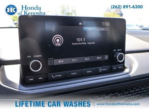 Used 2025 Honda Accord LX image 15