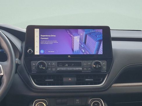 Used 2024 Toyota Grand Highlander Limited image 22