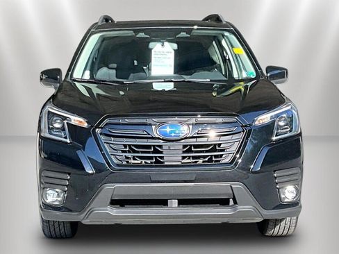 Certified 2024 Subaru Forester Premium AWD/4WD image 2