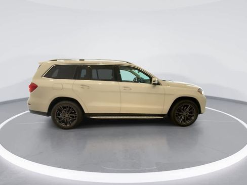Used 2017 Mercedes-Benz GLS 450 4MATIC image 9
