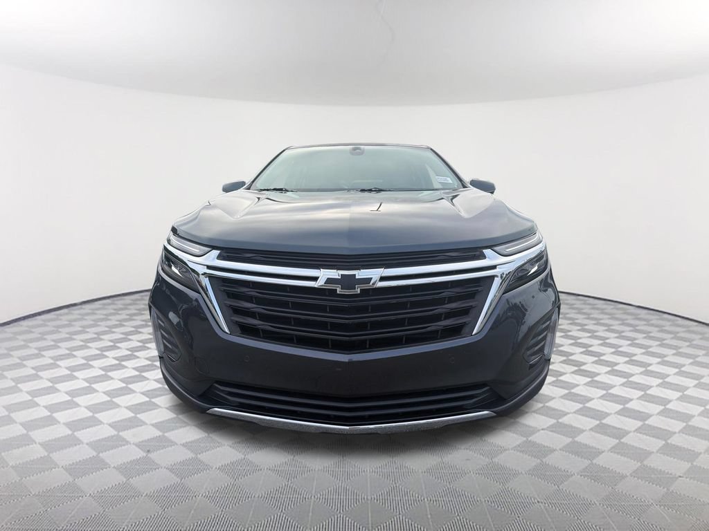 Used 2022 Chevrolet Equinox LT FWD image 2