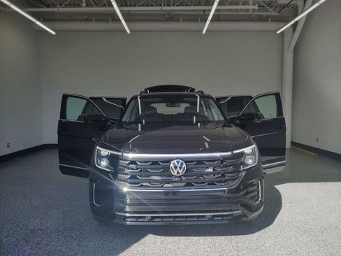New 2026 Volkswagen Atlas SEL Premium R-Line AWD/4WD image 32