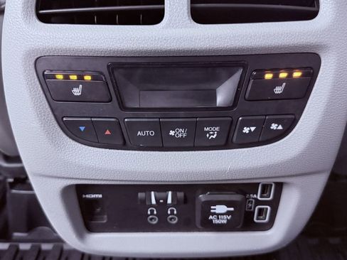 Used 2019 Honda Pilot Touring image 24