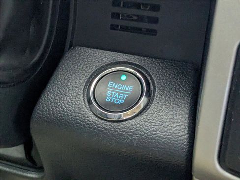 Used 2022 Ford F250 Lariat w/ Lariat Ultimate Package image 21